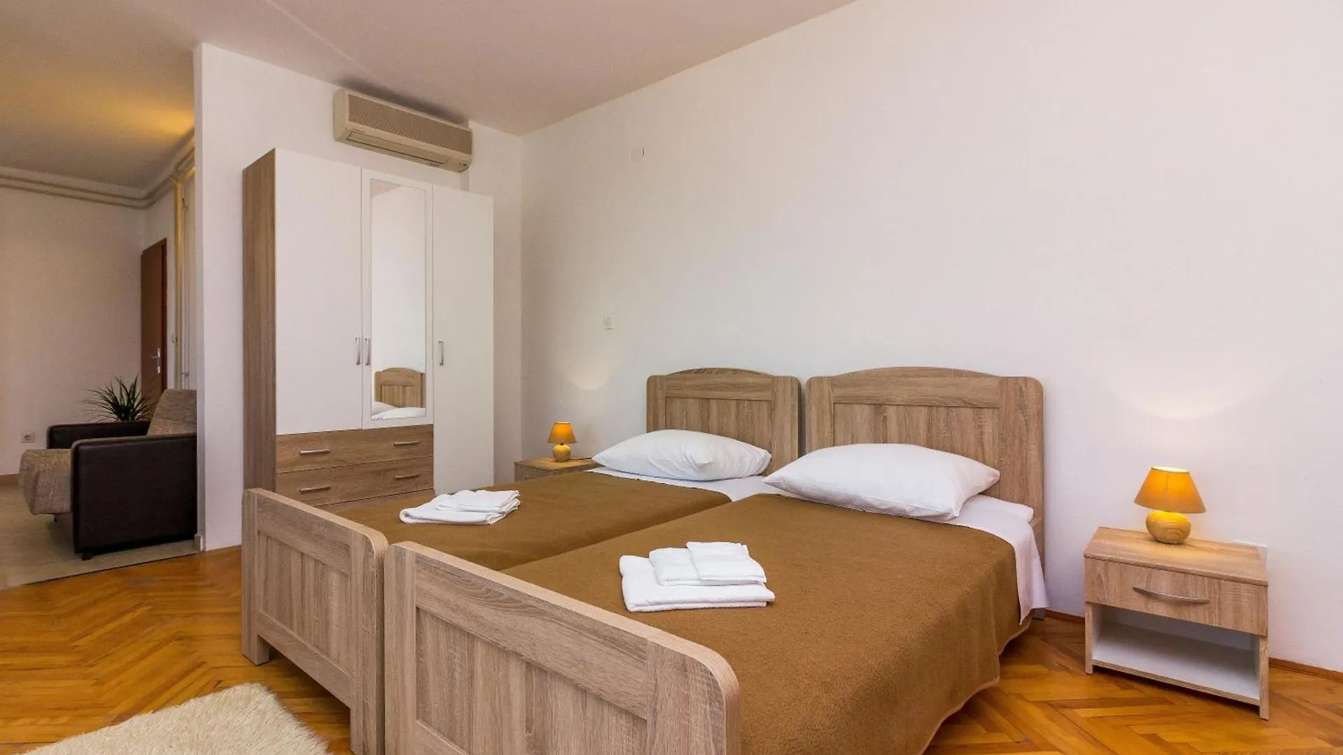 펜션 Haus In Vinkuran Mit Pool Und Bergblick 빌라